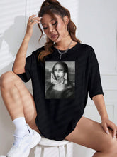 Mona Lisa Print Drop Shoulder Tee